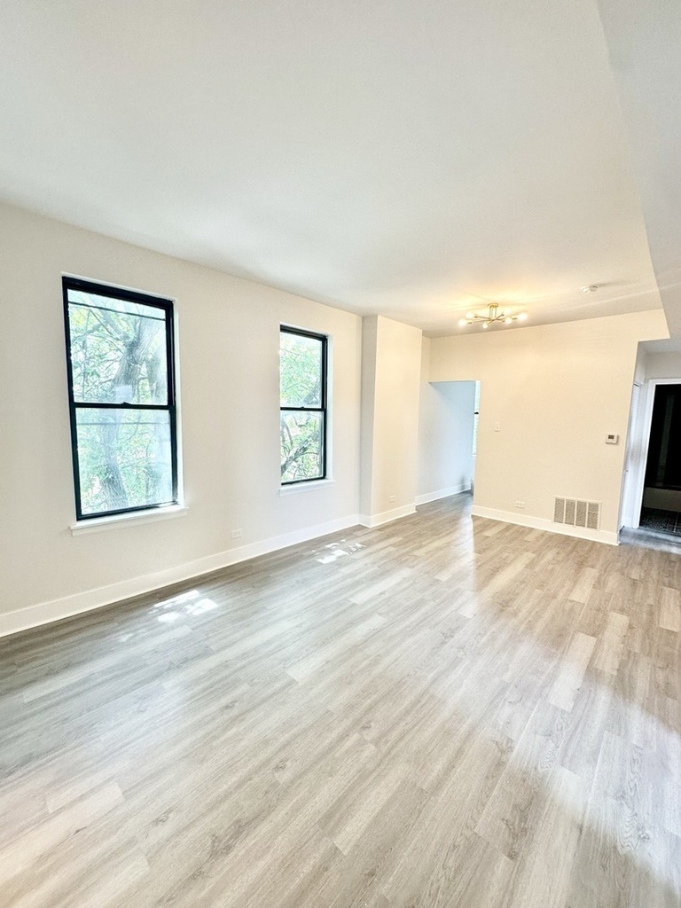 3008 W 23rd Street - Photo 5
