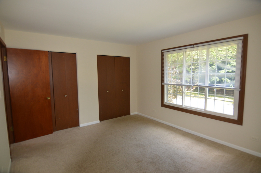 370 Eastern Avenue - Photo 8