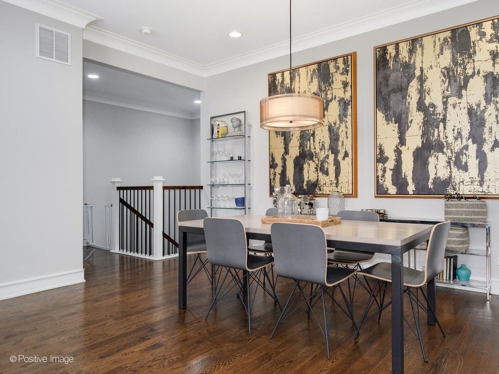 1046 W Altgeld Street - Photo 9