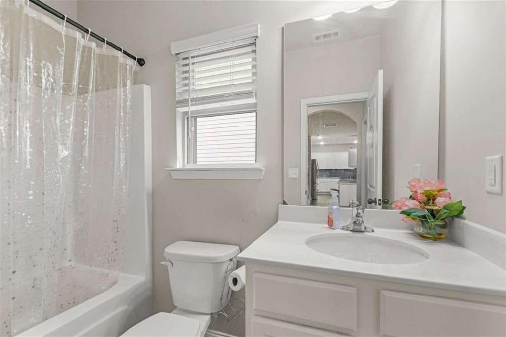 3748 Southfield - Photo 19