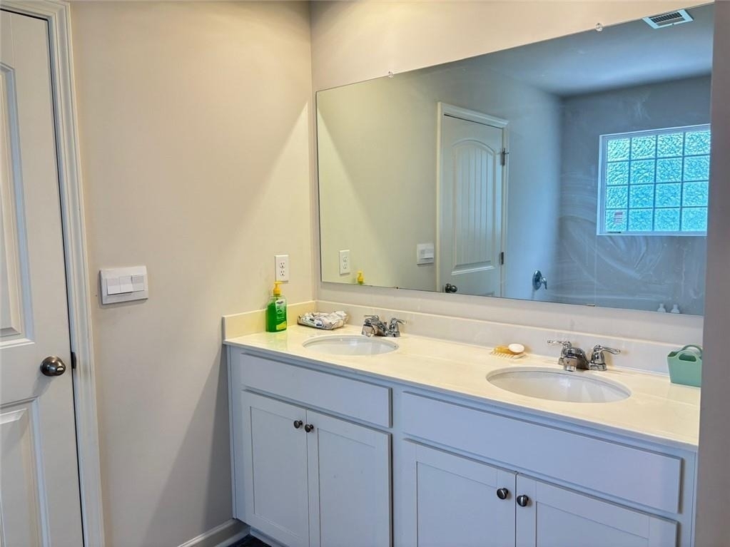 1446 Braselton Village Parkway - Photo 11
