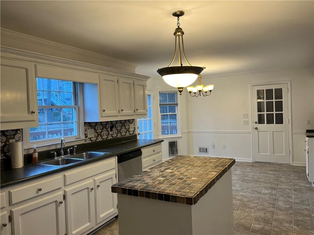 1190 Haverhill Trail - Photo 4
