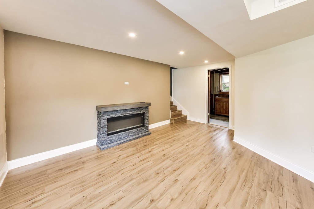 679 S Spring Road - Photo 18