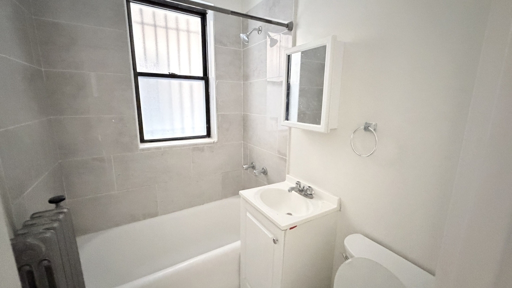 839 W Sheridan Road - Photo 6
