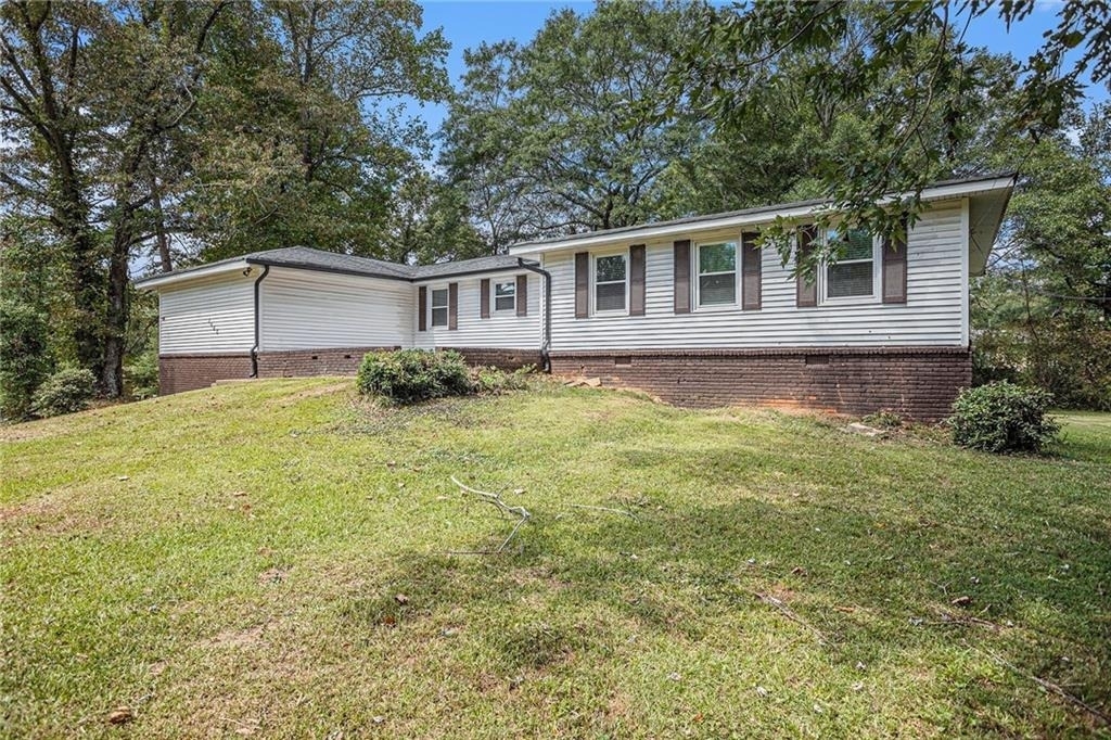 3660 Eagle Woods Circle - Photo 1