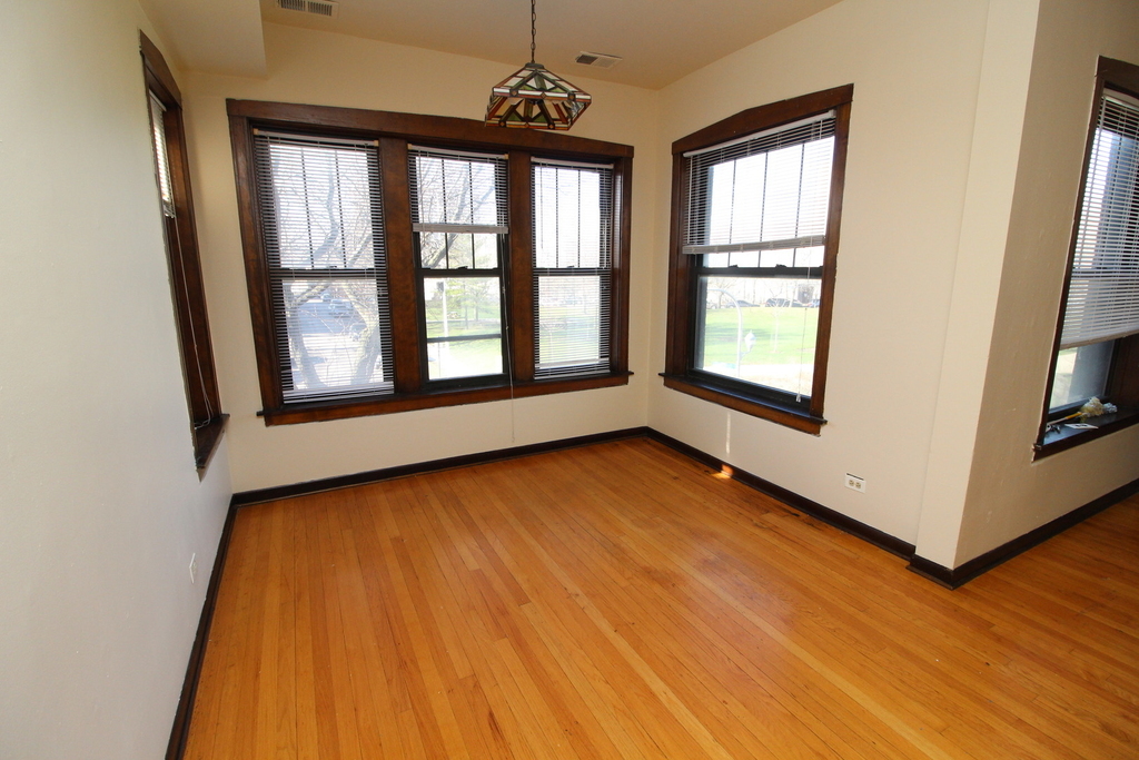 1728 W Juneway Terrace - Photo 7