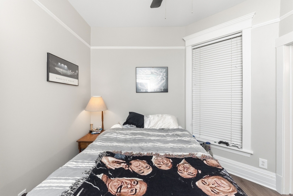 954 W Cuyler Avenue - Photo 10