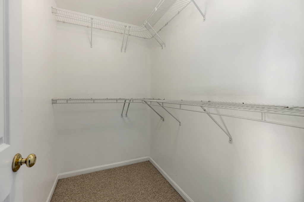 1638 Fredericksburg Lane - Photo 16