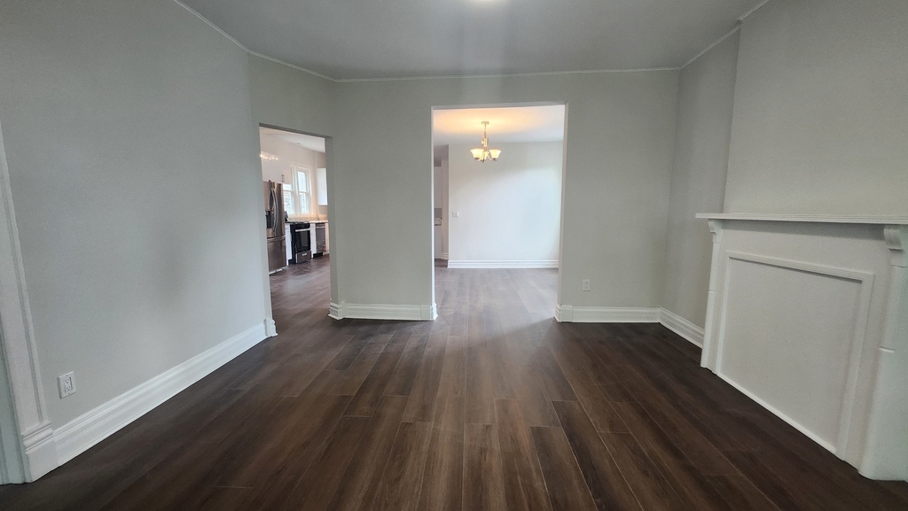 2330 W Erie Street - Photo 4