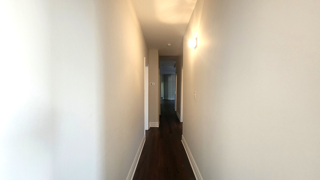 2330 W Erie Street - Photo 22