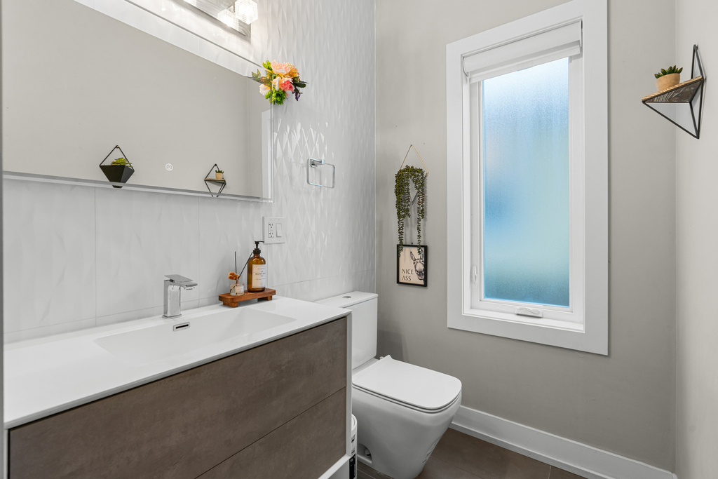 5047 W Winnemac Avenue - Photo 36