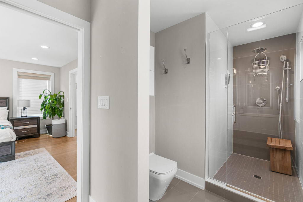 5047 W Winnemac Avenue - Photo 23