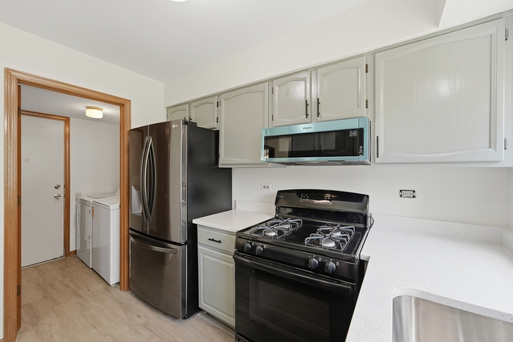 1404 W Sapphire Drive - Photo 9