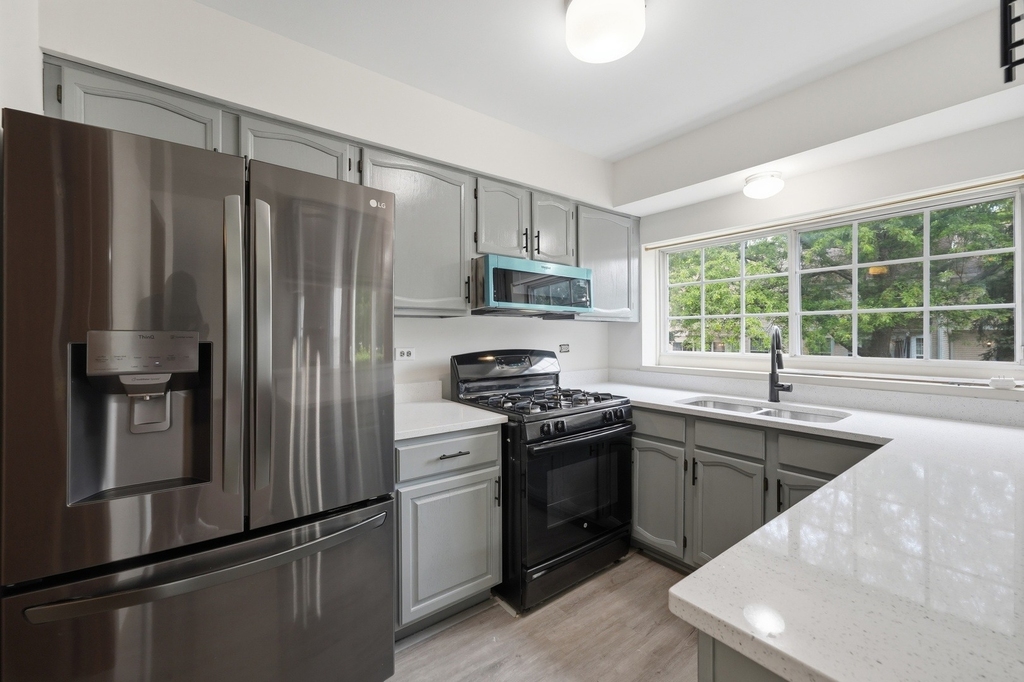 1404 W Sapphire Drive - Photo 5