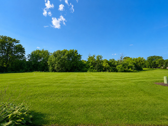 1696 Vermont Drive - Photo 19