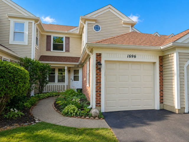1696 Vermont Drive - Photo 0