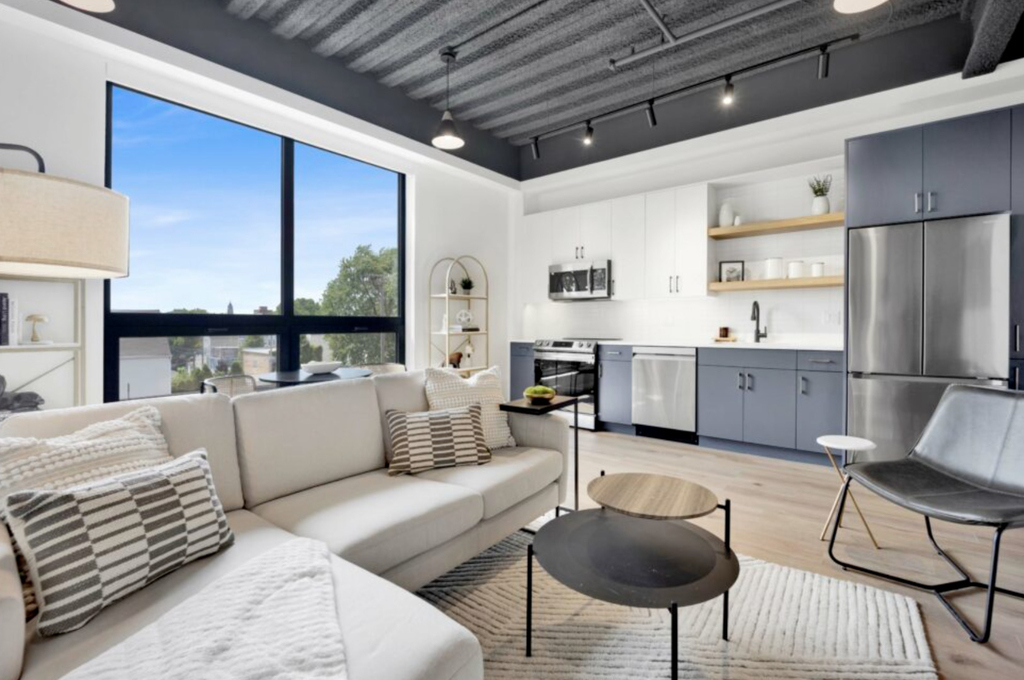 1802 W Berenice Avenue - Photo 3