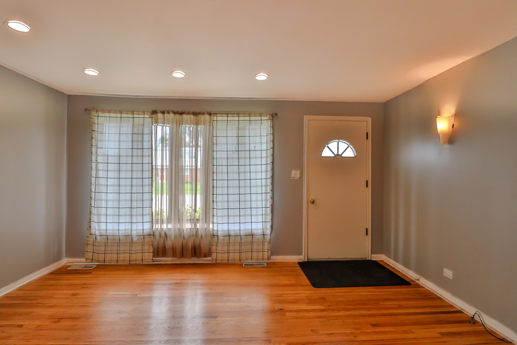 7119 Stanford Drive - Photo 9