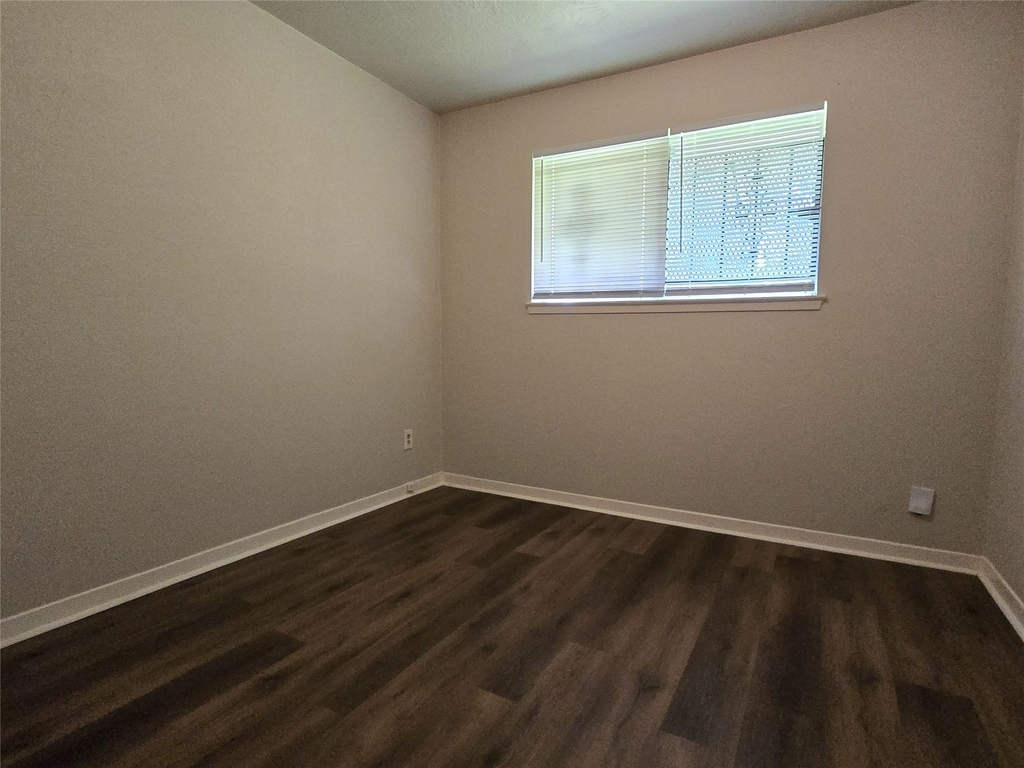 7731 Melanie Street - Photo 5
