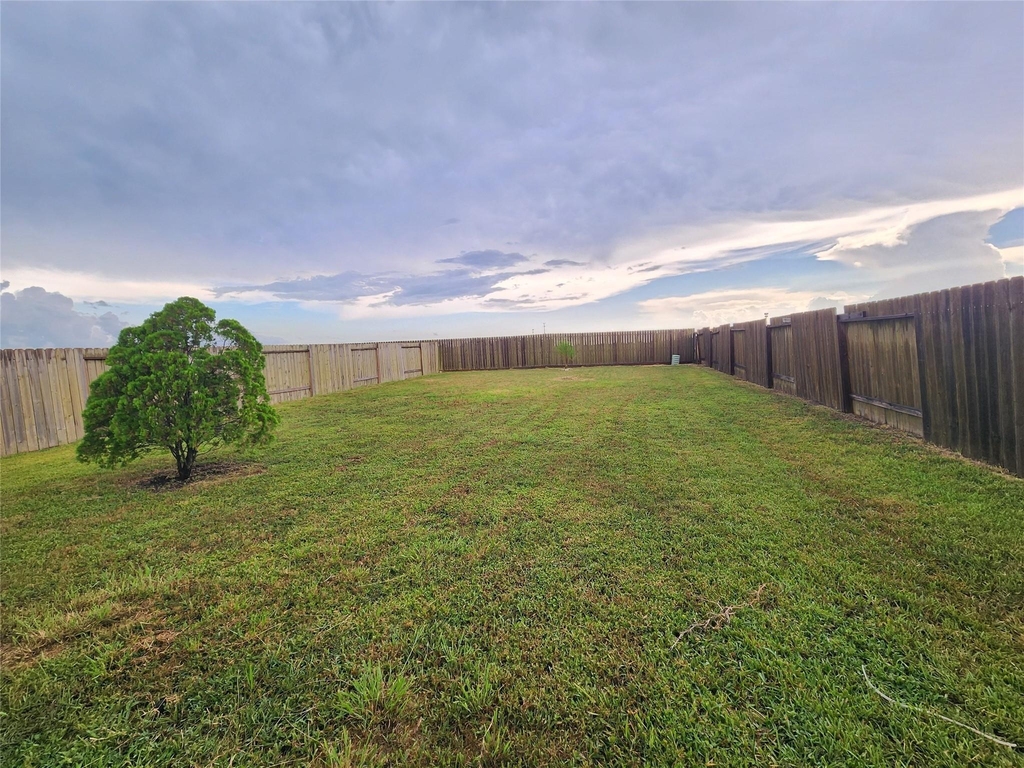 207 Tejas Village Parkway - Photo 17