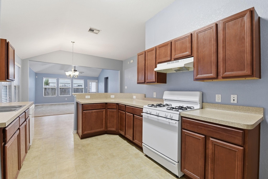 16763 N Blue Jay Lane N - Photo 3