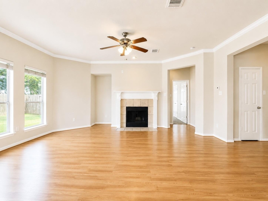 1815 Granite Field Lane - Photo 9