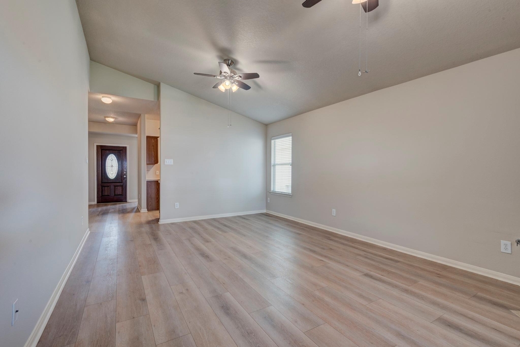 21507 Siros Isle Drive - Photo 12