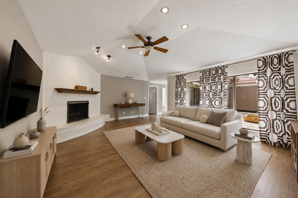12210 Ravenmoor Drive - Photo 4