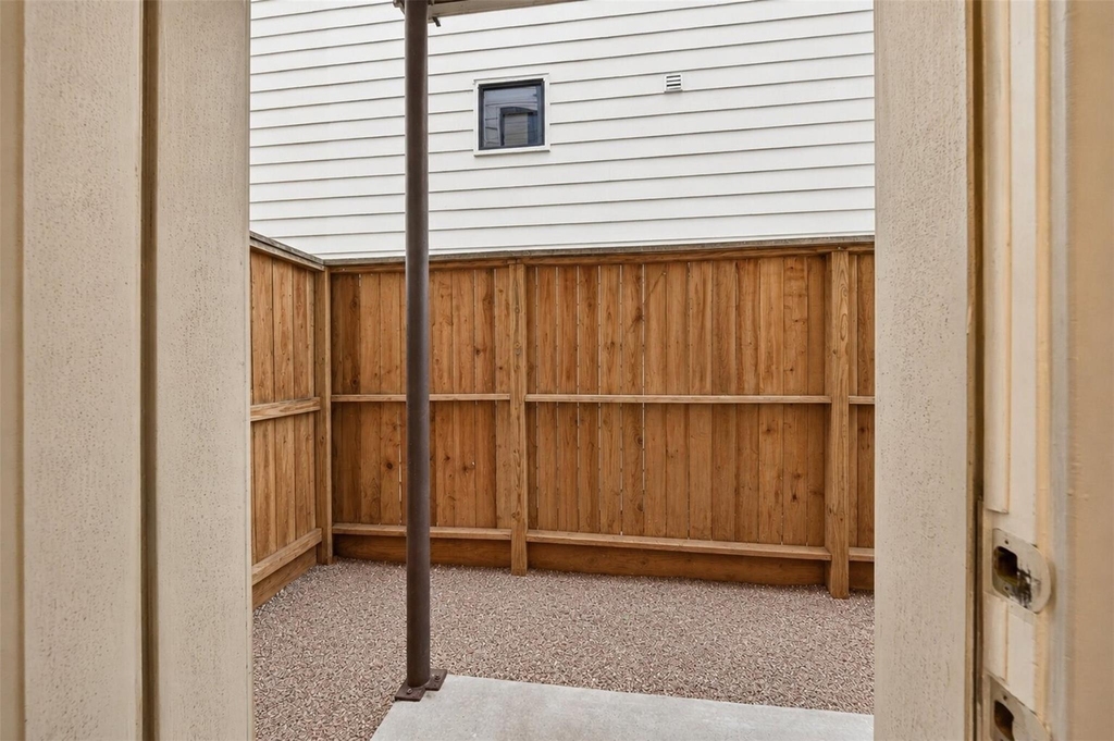4106 Spencer Street - Photo 28