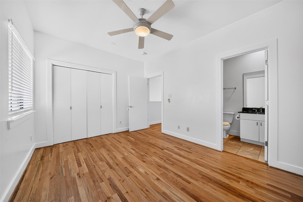 4106 Spencer Street - Photo 22