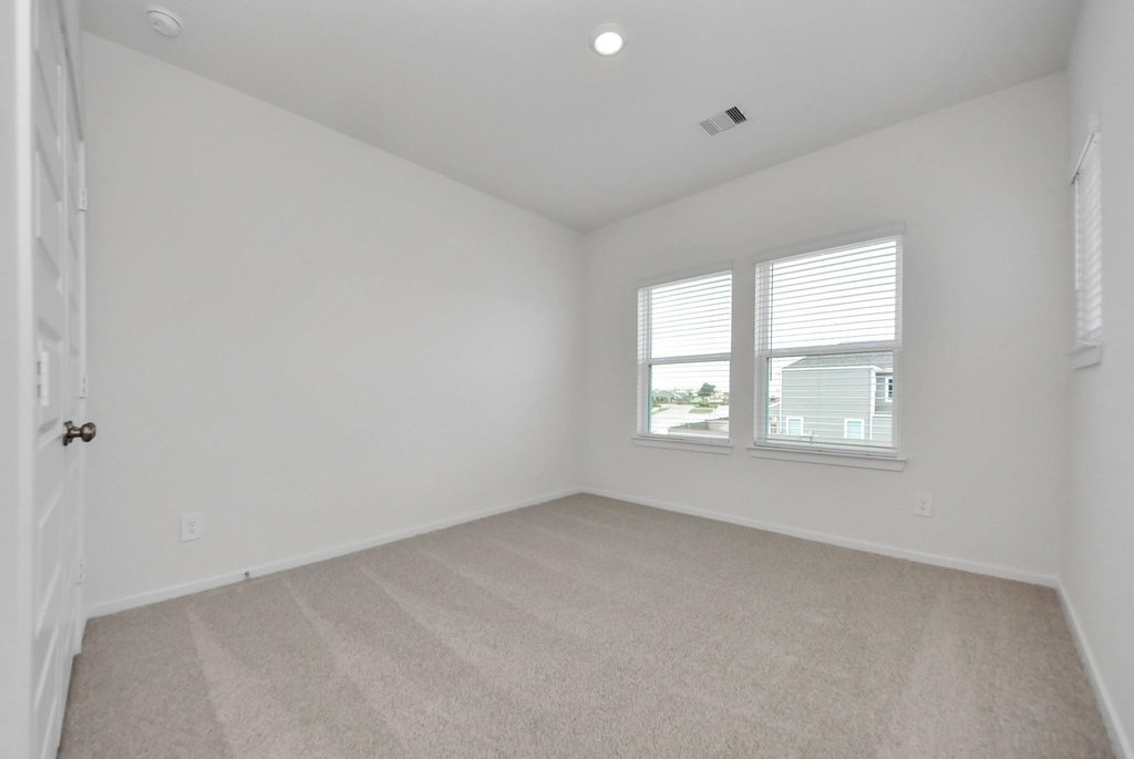 1043 Cedar Place Lane - Photo 20