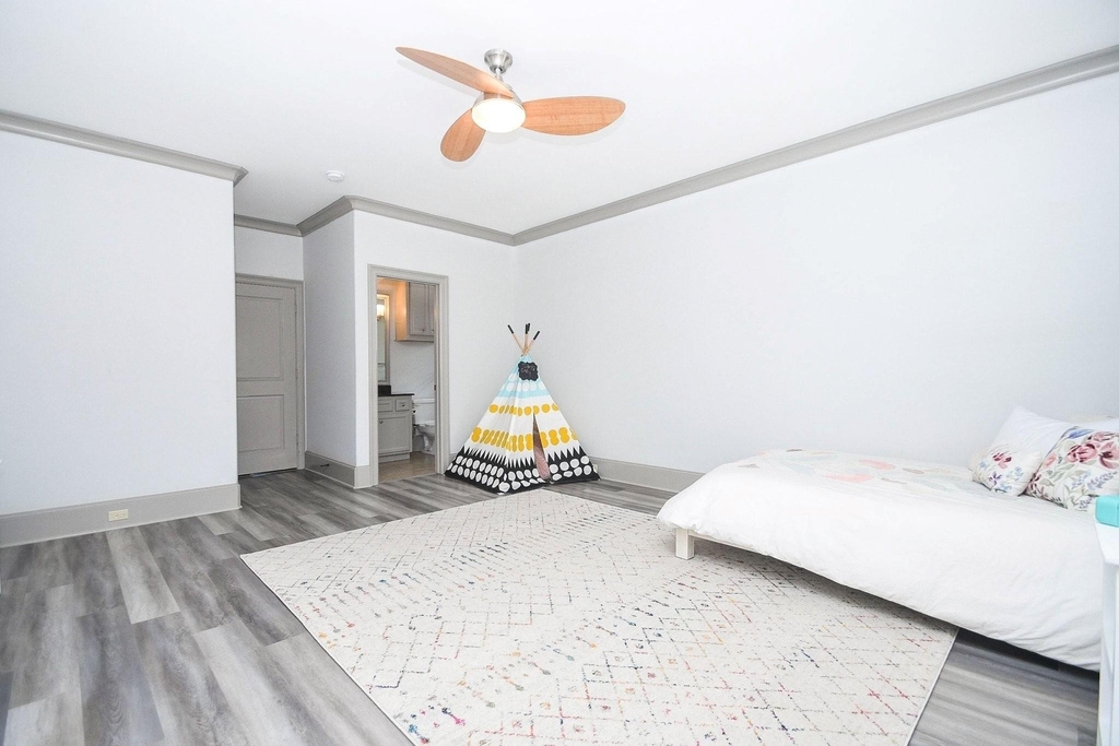 2702 Tudor Manor - Photo 34