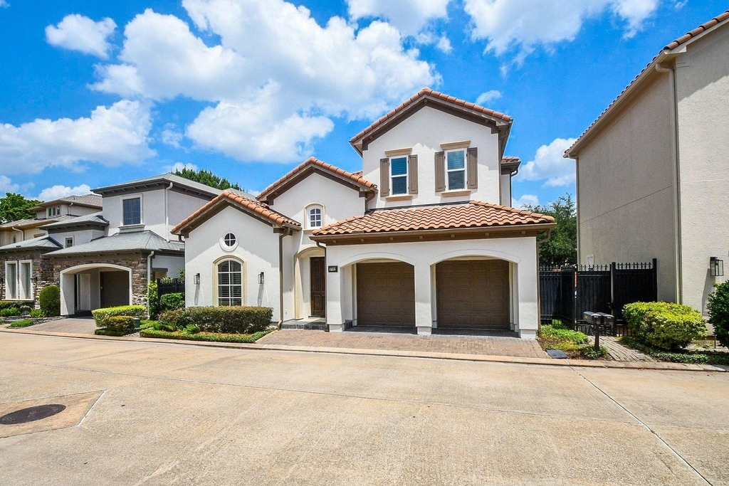 2702 Tudor Manor - Photo 46