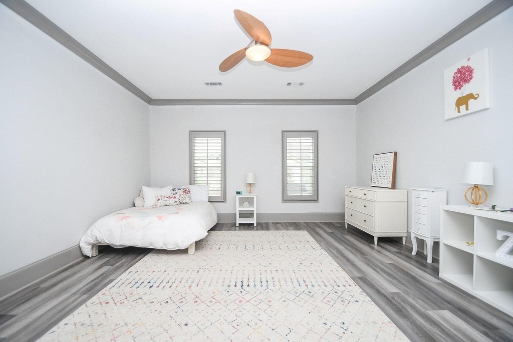2702 Tudor Manor - Photo 33