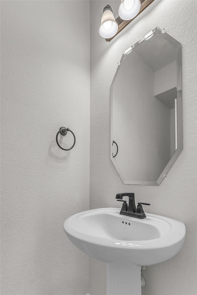 1209 Rogers Parkway - Photo 19