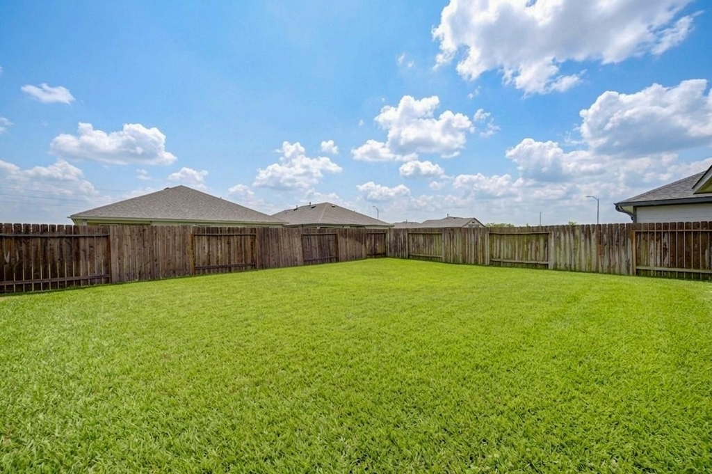 7547 Cattle Walker Court - Photo 25