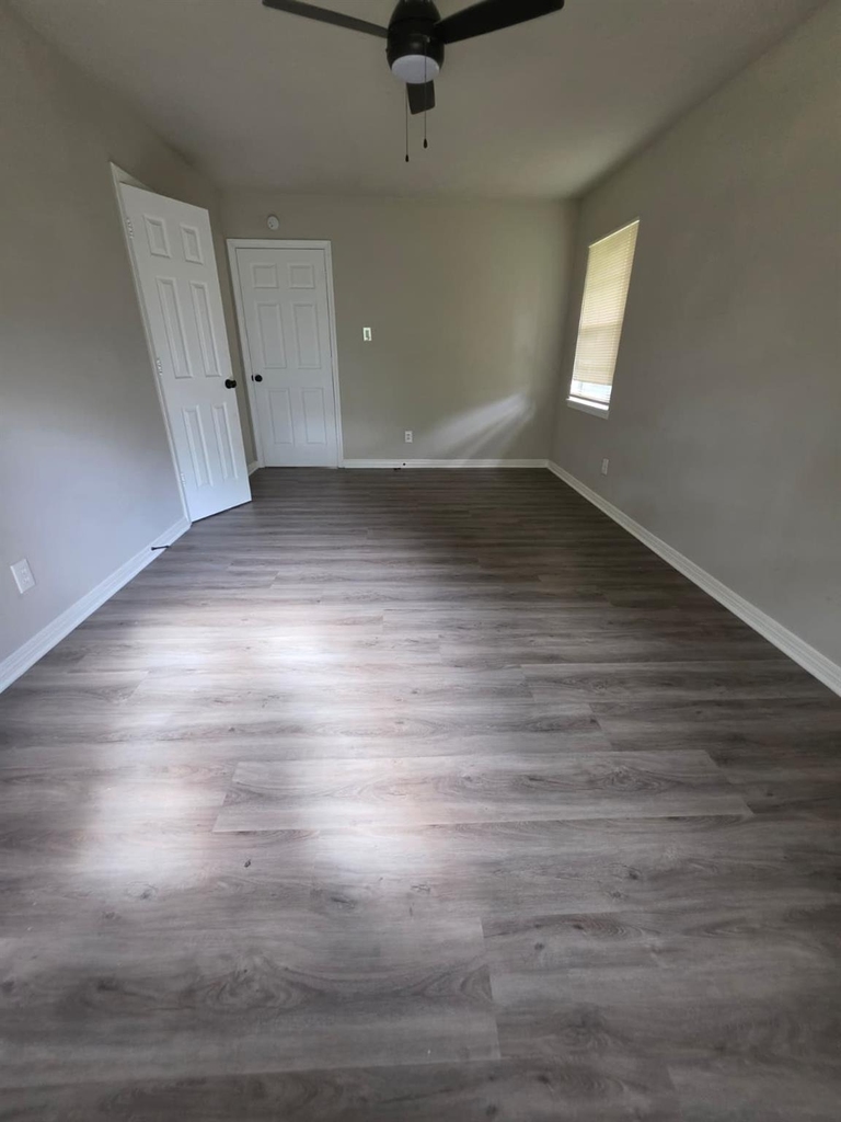 10922 Lockgate Lane - Photo 10