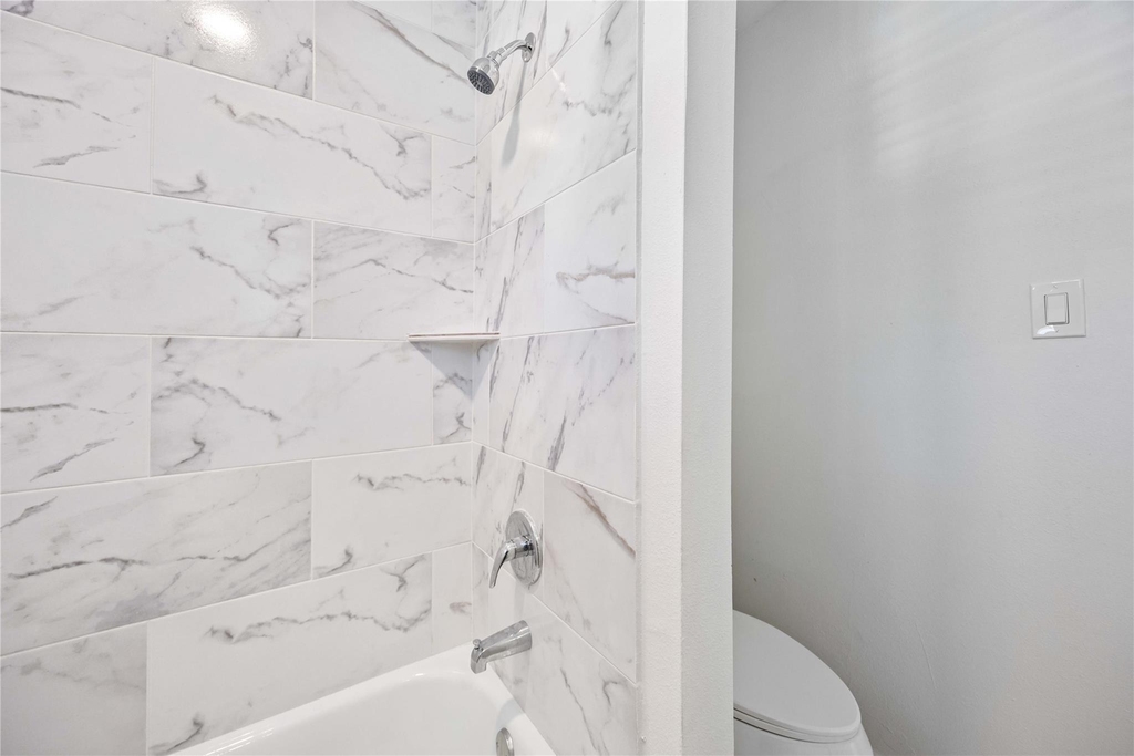 6811 Del Rio Street - Photo 16
