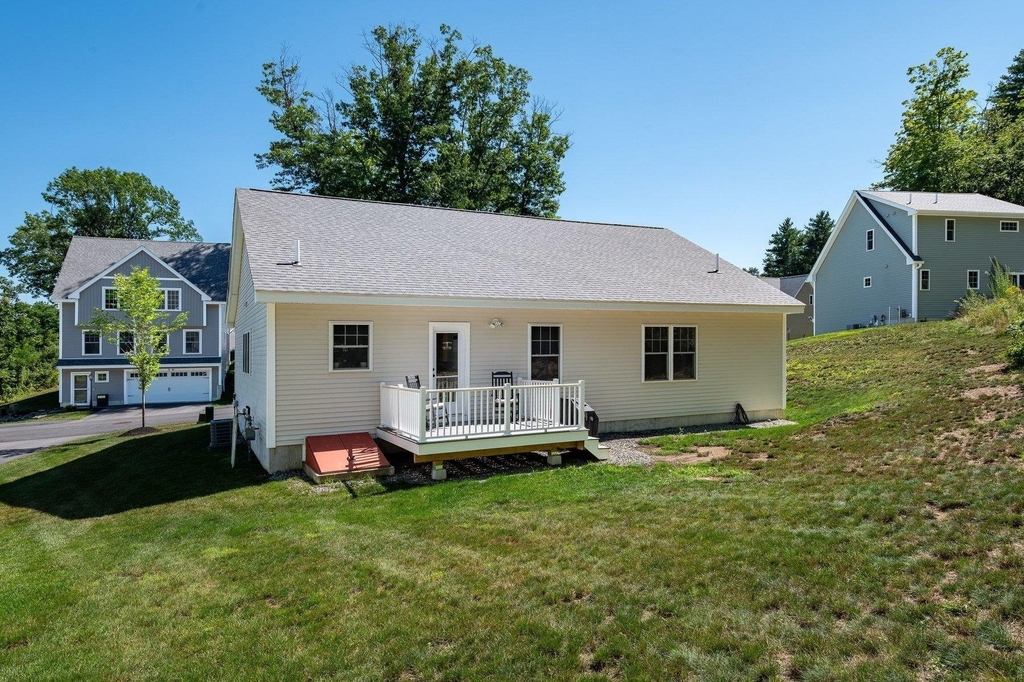 30 Copley - Photo 2