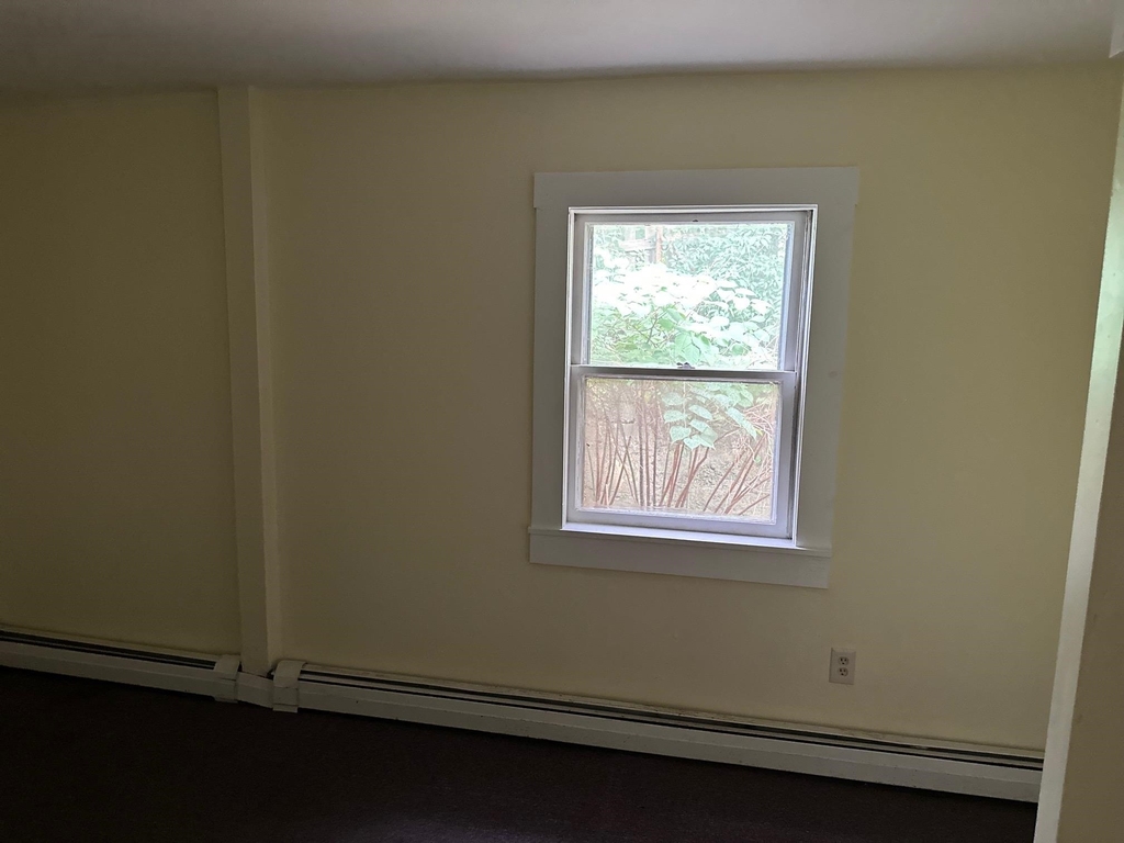 11 Chesterfield - Photo 9