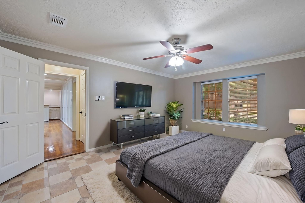 9719 Godstone Lane - Photo 10