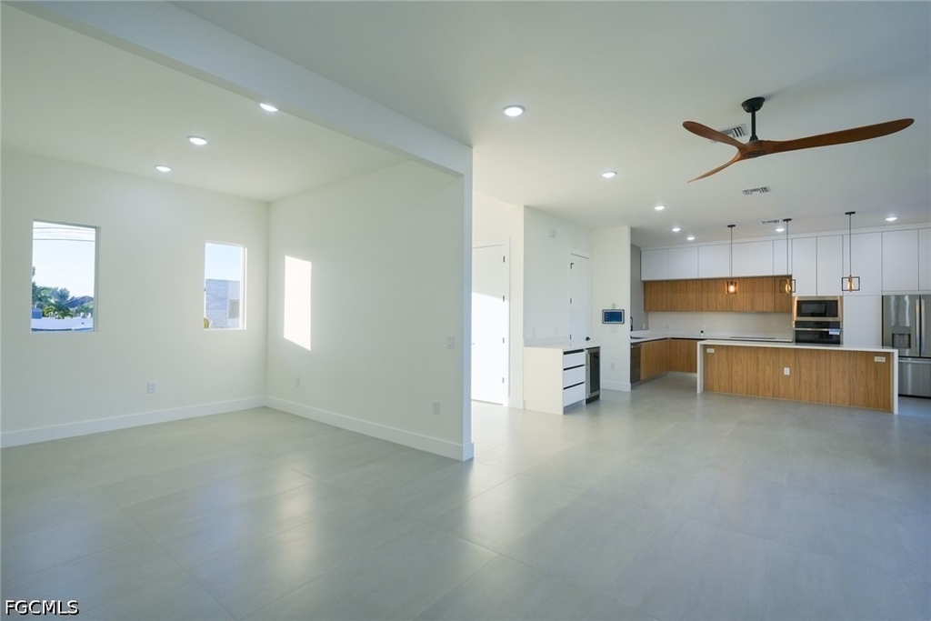 5 Sw 26th Place - Photo 12