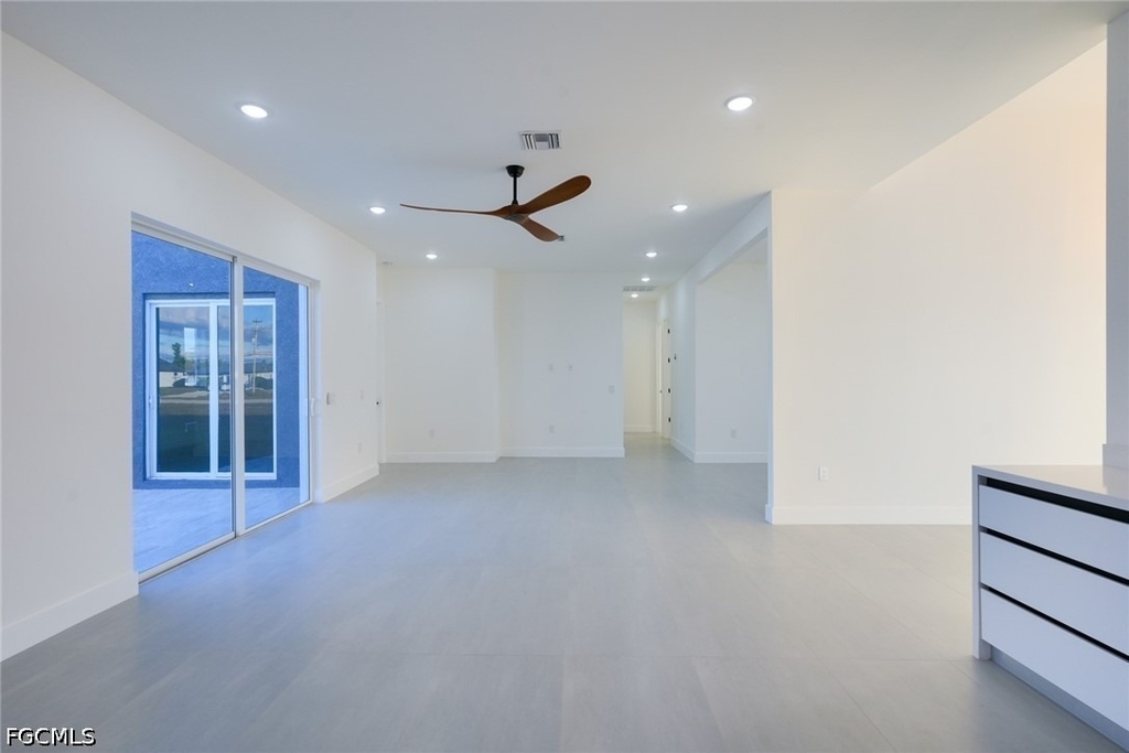 5 Sw 26th Place - Photo 9