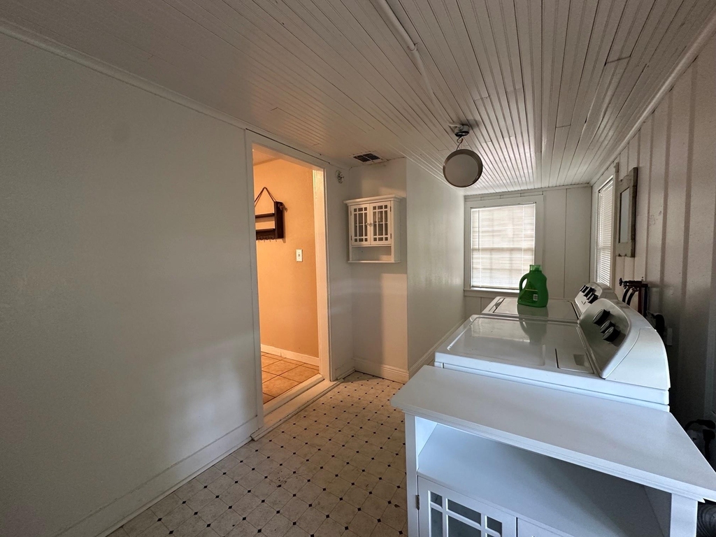 706 W Willis Street - Photo 6