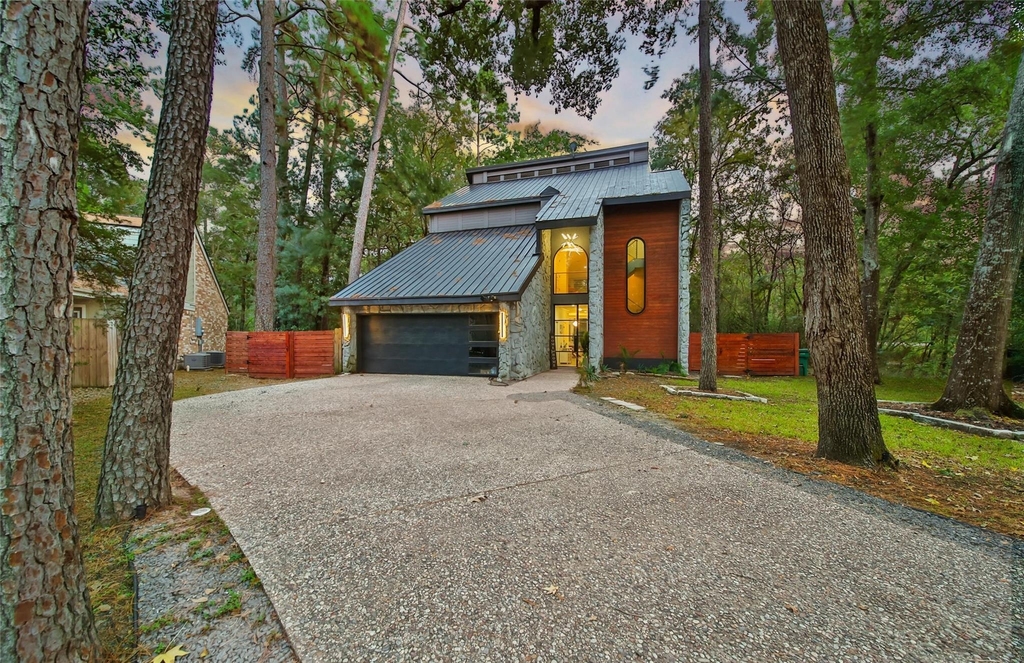 140 S Timber Top Drive - Photo 0