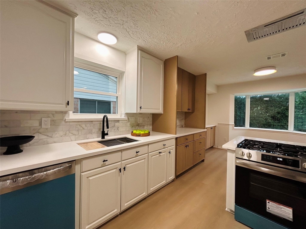 12118 Dorrance Lane - Photo 7