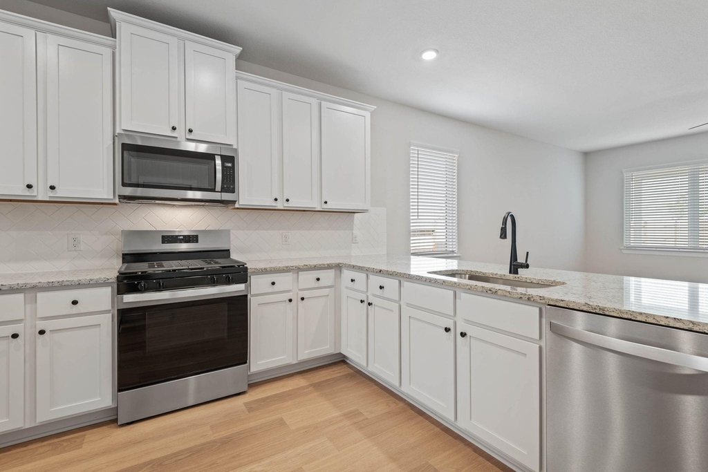 1119 Campside Drive - Photo 4