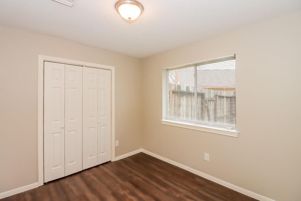8318 Black Pool Street - Photo 6