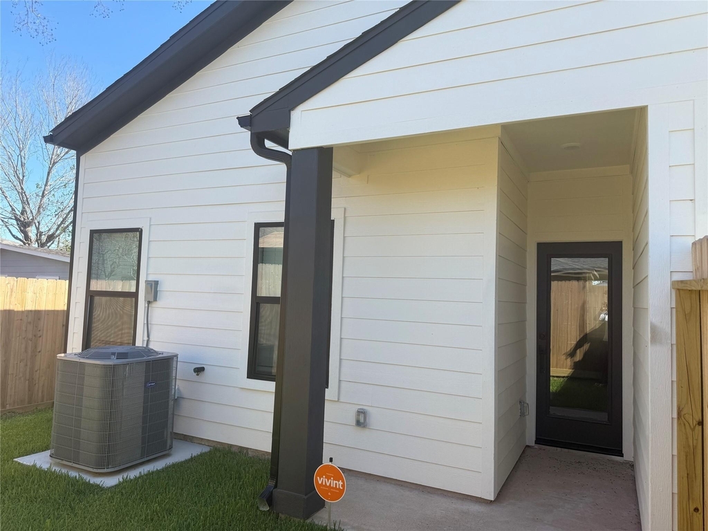 8318 Brandon Street - Photo 19