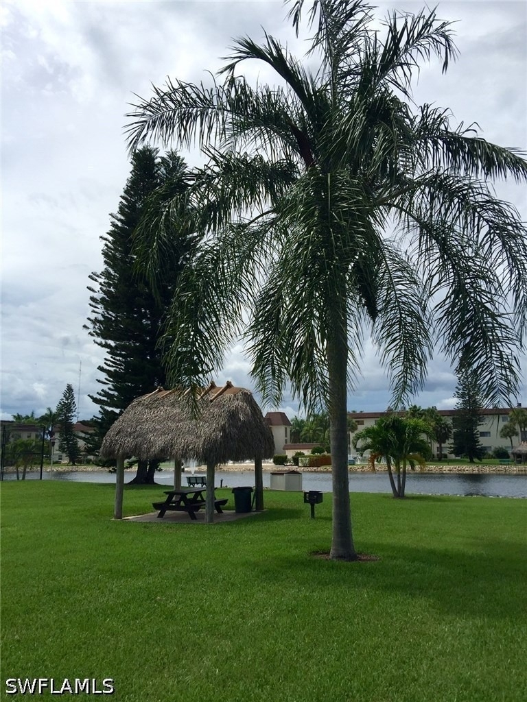 1004 Manatee Road - Photo 10